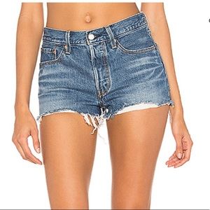 LEVI'S 501 Short In Indigo Avenue - Size 26